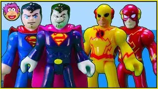 Imaginext REVERSE FLASH and BIZZARO escape!! Can SUPERMAN and FLASH stop them in time???