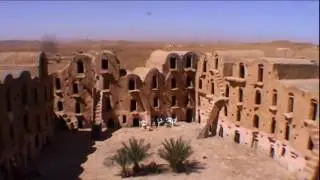 Petra &Scaron;m&iacute;dov&aacute;-MacGregor at fortified graneries in Tunisia