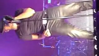 Neyo-Single, Live (Year of the Gentleman).. Birmingham NIA 2009!