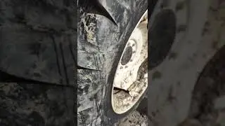 D&J Tire Service, Airing up 13.6 -38 Tire on a New Holland Tractor @Soledad #djtireservice
