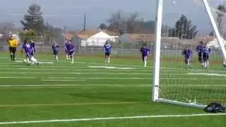 Momento Deportivo Liga de Futbol de Mayores en San Leandro