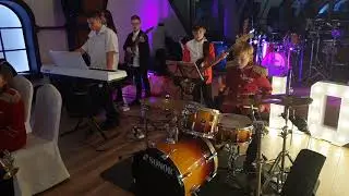 Drum solo by Szymon Urbanowicz (9yo) 🎵👍