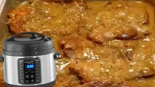 Smothered Fried Pork Chops And Gravy *Slow Cooker Style*