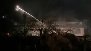 Strohballen in Oppin in Flammen