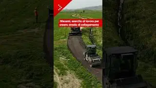 Esercito al lavoro a Niscemi per creare una strada di collegamento