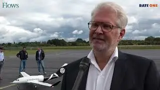 Cosmic Aerospace - Hangar & Flight Day