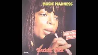 Beckie Bell-Music Madness (Tom Noble Remix)