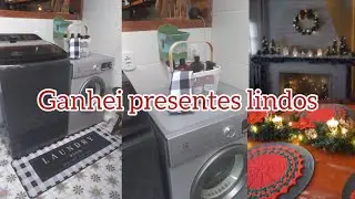 Beautifully lit Christmas decorations/lovely gifts received/vlog