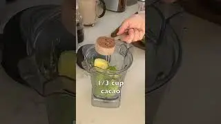 This Avocado Chocolate Mousse is the BEST EVER!