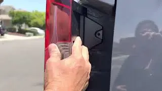 How to replace tail light on Sprinter van less than 5 minutes