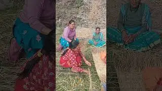 Nepalise culture of mat making by hay #nepalnature