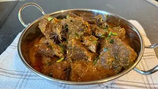 An easy guide on how to make delicious Beef Rendang | Happy Tummy by Stephanie