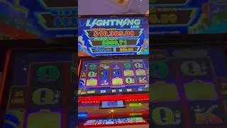 4 Trigger BONUS on Lightning Link High Stakes PAYS BIG ⚡️💼 #casino #gambling #slots