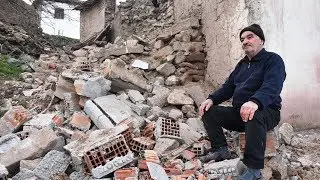 Malatya'nın Kale ilçesinde de deprem hasara yol açtı