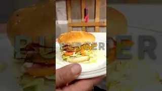 Better Than McDonald&rsquo;s? Try This! #Shorts #pakistani #food #burger