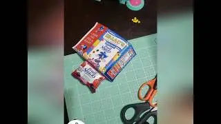 How to assemble a custom fruit snacks wrapper