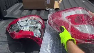 Replace Broken Tail Light assembly and burned out bulbs on Ford F150 👨&zwj;🔧