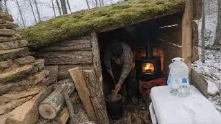 Building Shelter Staying Warm and Trapping Squirrels 