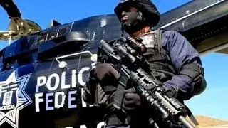 EL CHAMACO (policía federal) - MR TYSON