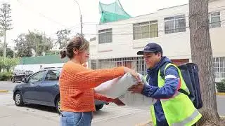 UN D&Iacute;A CON UN CARTERO