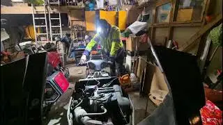 Aktiv Alaska XP 1990 snowmobile. First start after sitting.