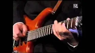 Miki Skuta plays Forty