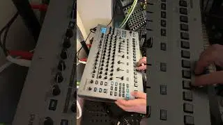 TR-1000 with modularsynth bleeptechno session
