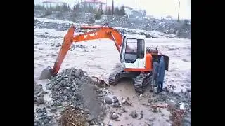 2012 yılında Muğla ili K&ouml;ycegiz İl&ccedil;esi'nde meydana gelen sel felaketinden g&ouml;r&uuml;nt&uuml;