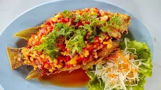 Fried fish with sweet chili sauce l Three Flavoured Deep-fried Fish - ThaiStreetFood l Dee Delicious