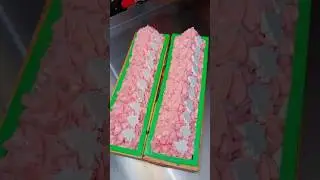 Pink CHRISTMAS TREE Soap! #christmassoap #soapfrosting #soapmaking #soapmaker #soapmakingprocess