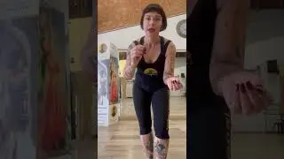 Combo hip drop + incrocio da dietro 