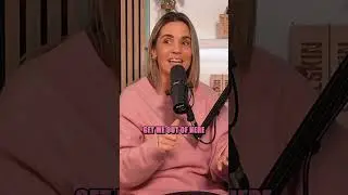 Кейси оскорбляет Сару перед ее друзьями