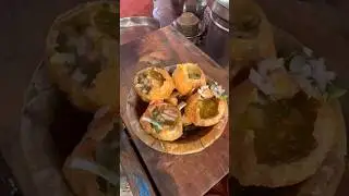 Panipuri 😋 by Om Sai Chaat#shorts#viral#trending#short#streetfood#lucknow#panipuri#ytshorts#asia
