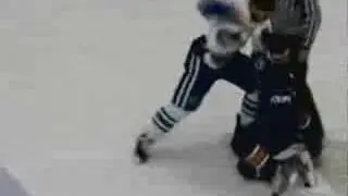 Kyle Neuber vs Hans Benson