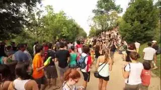 Barnamob Water Gun Fight 2012: Humans vs Zombies