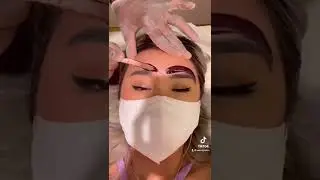 finally ✨WAXING✨ my eyebrows! 🫣