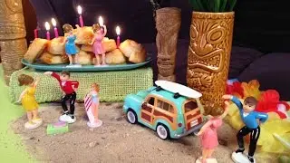 Happy Birthday Annette Funicello: Velveteen Lounge Kitsch-en