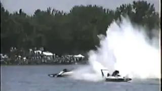 1990 Miss Budweiser Unlimited Hydroplane near blowover