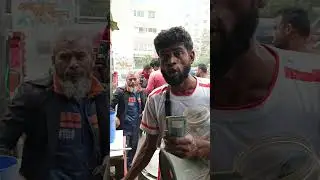 মিজান নিজেই টাকা নিয়ে টোকেন দিচ্ছে