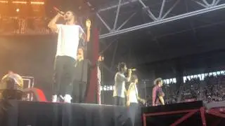 One Direction - Through The Dark 2/7/2014