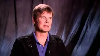 Beastly - Peter Krause Interview