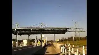 Durchfahrt einer franz&ouml;sischen Mautstation