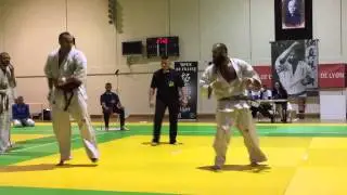Alejandro Navarro vs. Djema Belkhodja
