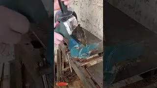 #Органайзер для ключів із пильного диска #woodworking #carpentry #woodwork