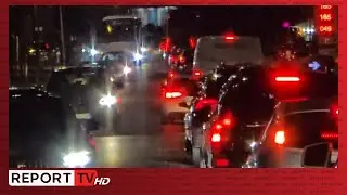 Prej or&euml;sh radh&euml; kilometrike n&euml; aksin rrugor Librazhd-Elbasan, qindra automjete mbeten t&euml; bllokuara!