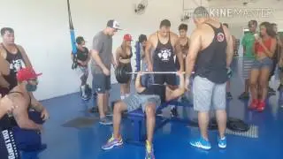 Campeonato de supino academia New top