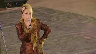 Suzana Spasovska & Tanec - Mitra Moma Popovata (Ohridsko Leto 2014)