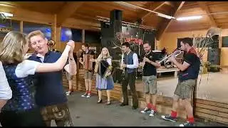 Eine Polka voller Schwung - Die jungen Wernberger & Geschwister Scharf