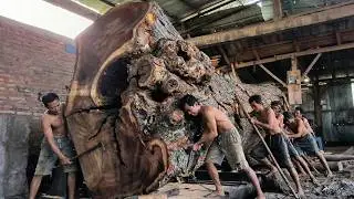 EXTREME & DANGEROUS! 50 Inch Giant Trembesi Slicing Rain Tree Lumber Sawmill in Action