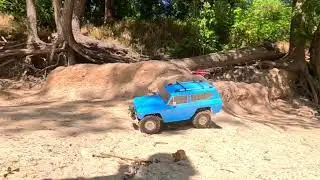 A walk with the RedCat Racing Gen8 V2 Scout II. pbpw   HD 720p
